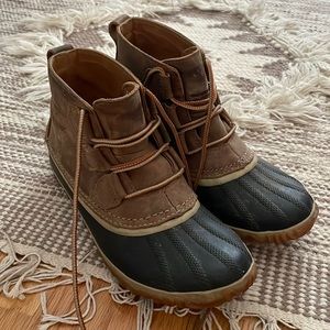 Sorel Out n About boots